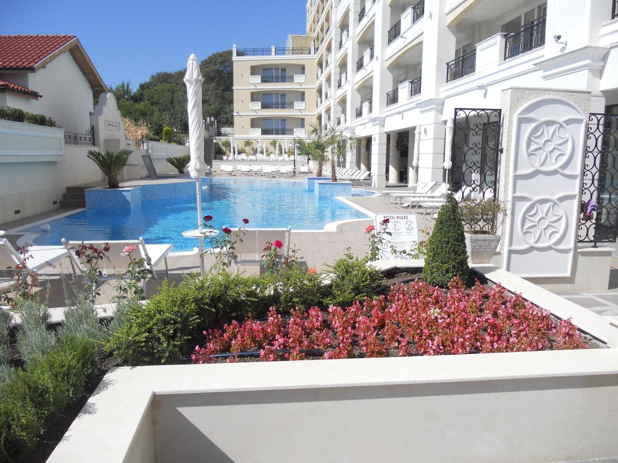 Penelopa Palace Apart Hotel & Spa Pomorie Kültér fotó