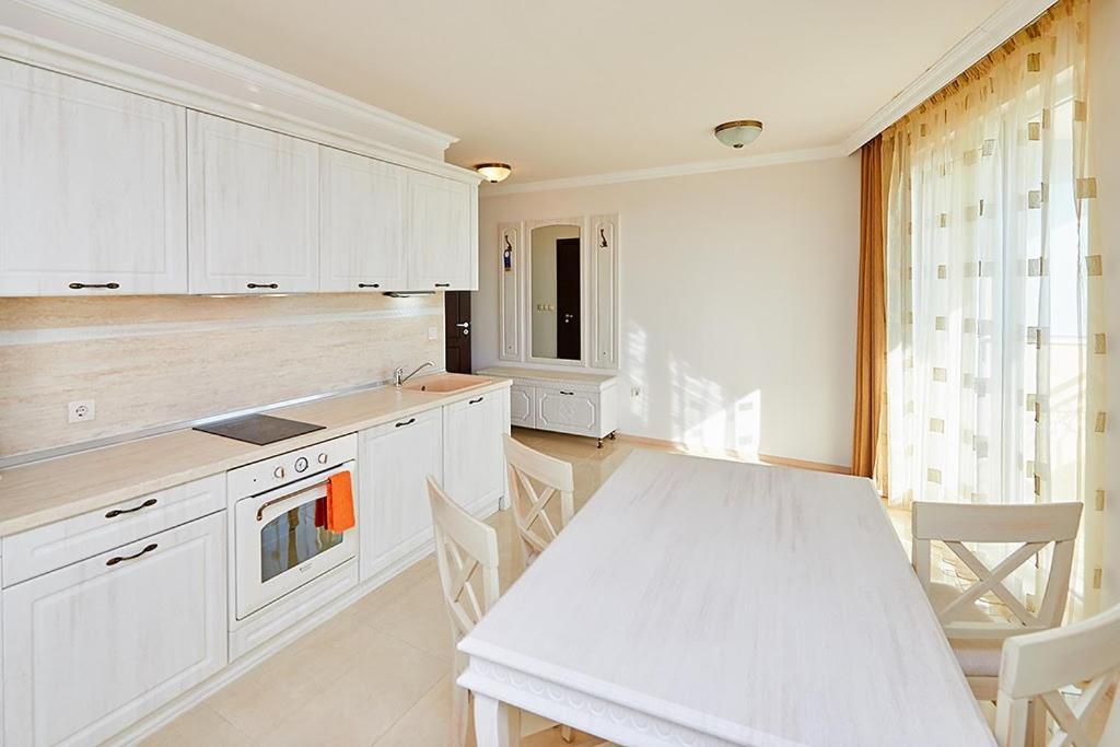 Penelopa Palace Apart Hotel & Spa Pomorie Kültér fotó