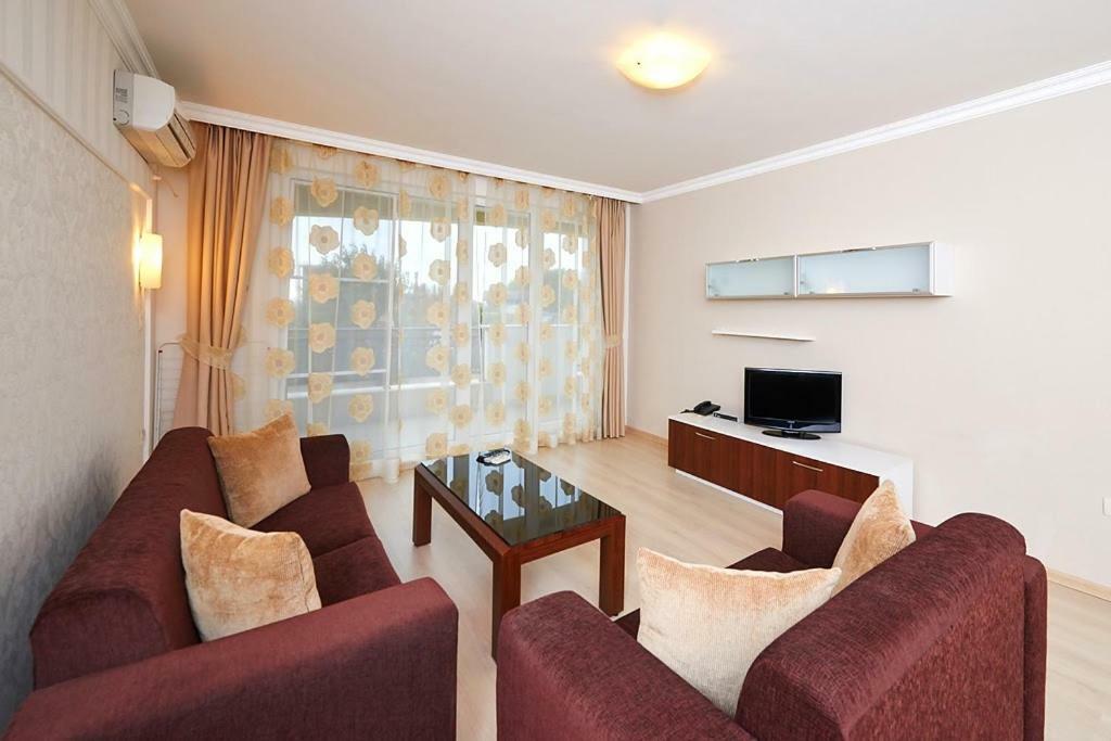Penelopa Palace Apart Hotel & Spa Pomorie Kültér fotó