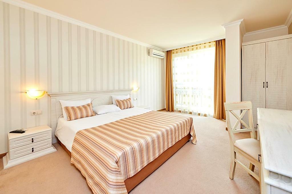 Penelopa Palace Apart Hotel & Spa Pomorie Kültér fotó