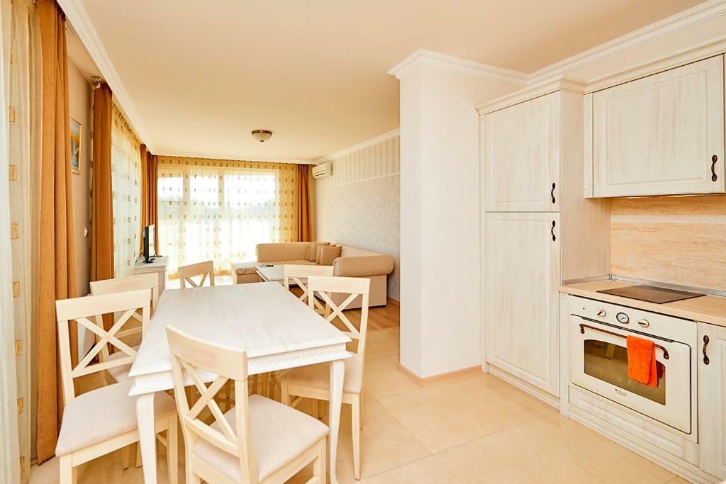 Penelopa Palace Apart Hotel & Spa Pomorie Kültér fotó