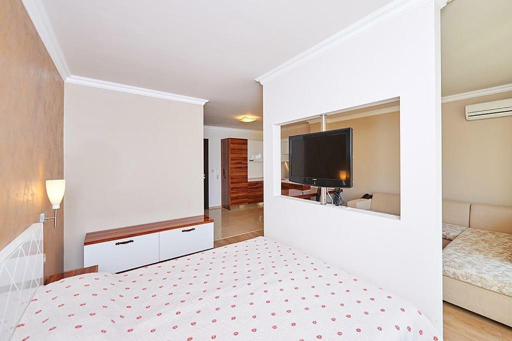 Penelopa Palace Apart Hotel & Spa Pomorie Kültér fotó