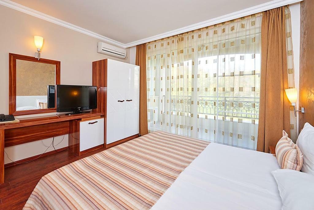 Penelopa Palace Apart Hotel & Spa Pomorie Kültér fotó